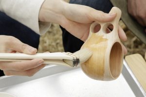 【森の京都】丹州材を使ったマグカップ KYO-KUKSAを作る体験を通して森の大切さを学ぶ