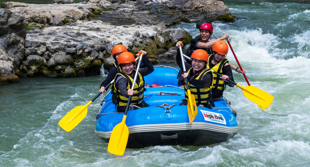保津川下りRAFTING (ラフティング)