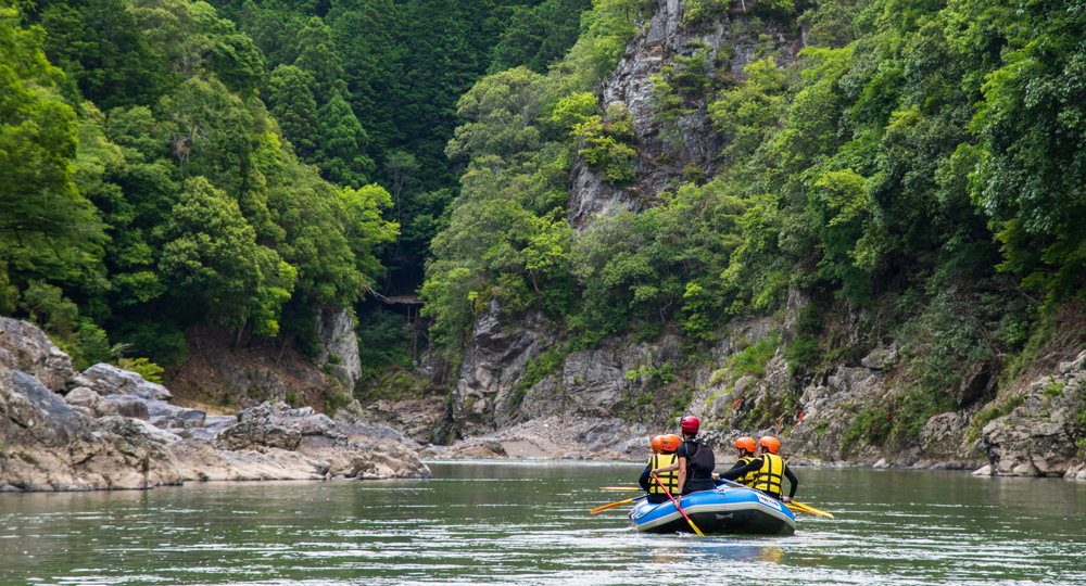 保津川下りRAFTING (ラフティング)