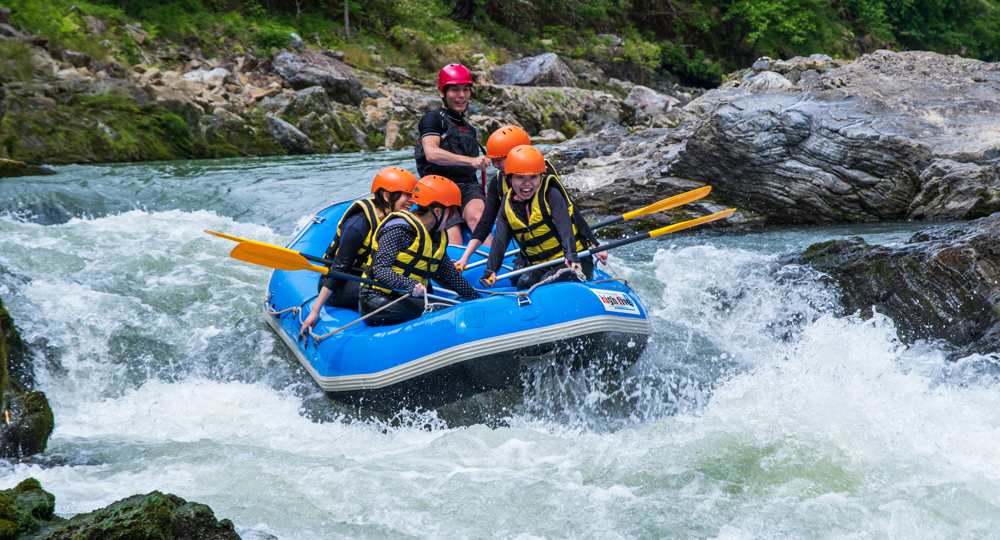 保津川下りRAFTING (ラフティング)