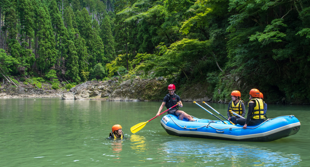 保津川下りRAFTING (ラフティング)